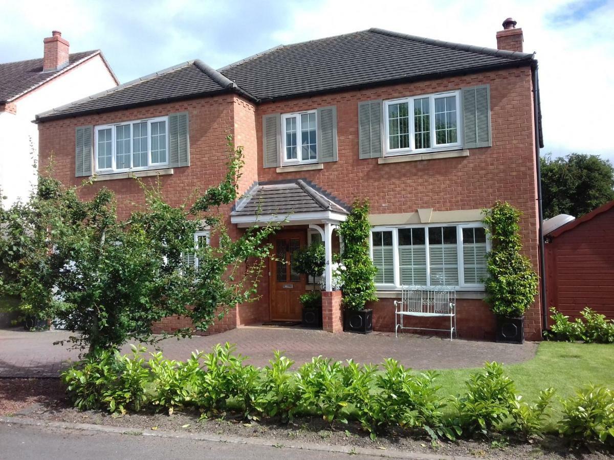 Harlequin B&B Ledbury Extérieur photo